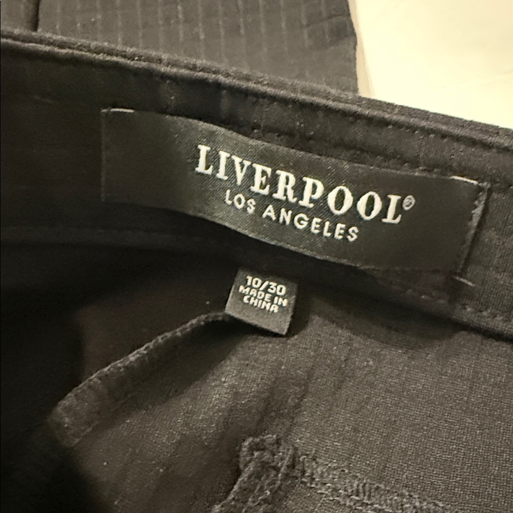Liverpool Charcoal Trousers